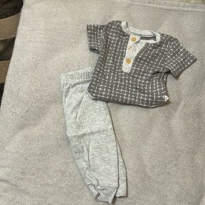 Cute matching set 0-3 month